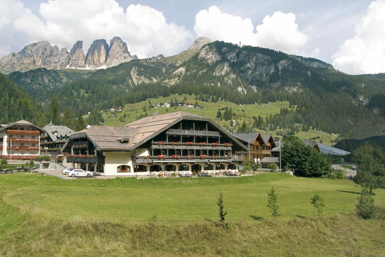 Hotel Rubino Deluxe Campitello di Fassa Exterior foto