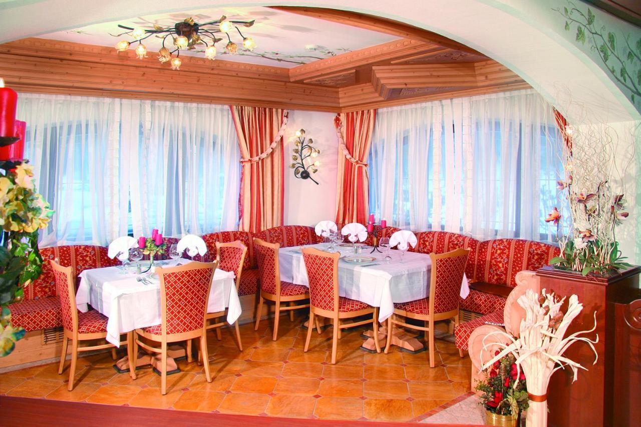 Hotel Rubino Deluxe Campitello di Fassa Exterior foto